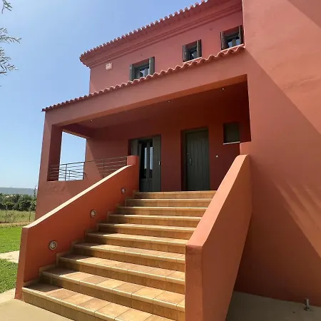 Holiday home Elpida