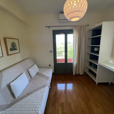 Holiday home Elpida Gialova
